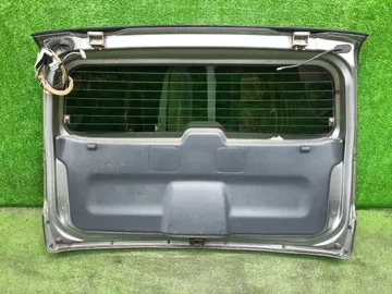 ДВЕРЬ ПЯТАЯ НА HONDA HR-V GH1
