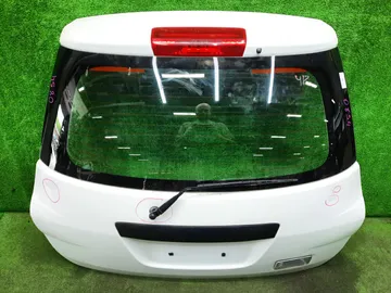 ДВЕРЬ ПЯТАЯ НА NISSAN AD Y12