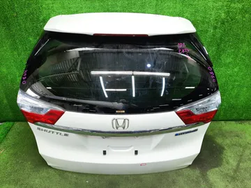 ДВЕРЬ ПЯТАЯ НА HONDA SHUTTLE GP8