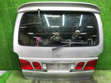 ДВЕРЬ ПЯТАЯ НА TOYOTA GRANVIA KCH16