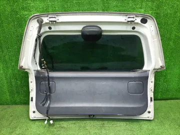 ДВЕРЬ ПЯТАЯ НА NISSAN WINGROAD Y11