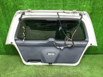 ДВЕРЬ ПЯТАЯ НА HONDA ODYSSEY RA6