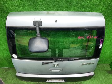ДВЕРЬ ПЯТАЯ НА HONDA STEPWGN RF1