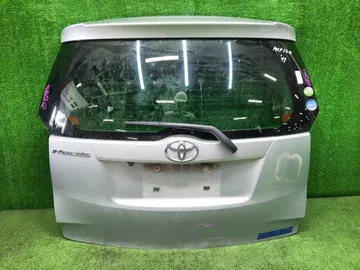 ДВЕРЬ ПЯТАЯ НА TOYOTA RACTIS NSP120