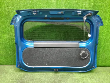 ДВЕРЬ ПЯТАЯ НА TOYOTA AQUA NHP10