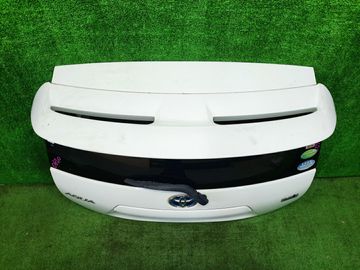 ДВЕРЬ ПЯТАЯ НА TOYOTA AQUA NHP10