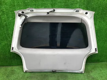 ДВЕРЬ ПЯТАЯ НА TOYOTA SPACIO AE111