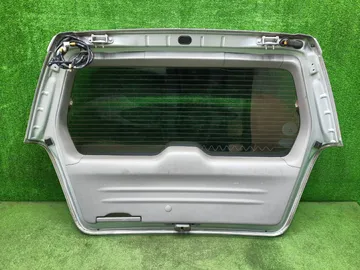 ДВЕРЬ ПЯТАЯ НА SUBARU FORESTER SG5