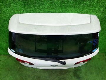 ДВЕРЬ ПЯТАЯ НА MAZDA DEMIO DY5W