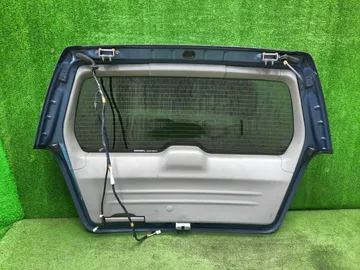 ДВЕРЬ ПЯТАЯ НА SUBARU FORESTER SG5