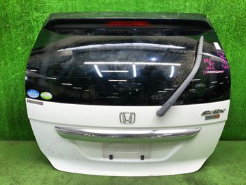 ДВЕРЬ ПЯТАЯ НА HONDA EDIX BE1