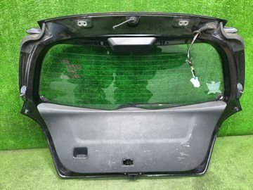 ДВЕРЬ ПЯТАЯ НА TOYOTA VITZ SCP90