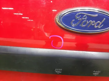 ДВЕРЬ ПЯТАЯ НА MAZDA FORD ESCAPE EP3WF