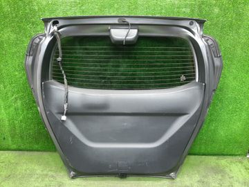 ДВЕРЬ ПЯТАЯ НА HONDA FREED GB3