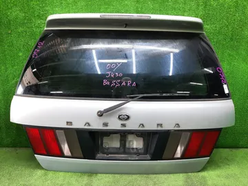 ДВЕРЬ ПЯТАЯ НА NISSAN BASSARA U30