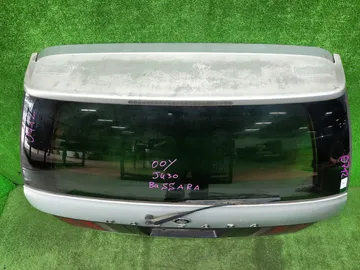 ДВЕРЬ ПЯТАЯ НА NISSAN BASSARA U30