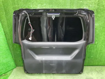 ДВЕРЬ ПЯТАЯ НА HONDA STEPWGN RK5