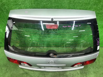ДВЕРЬ ПЯТАЯ НА TOYOTA CALDINA ST210