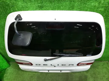 ДВЕРЬ ПЯТАЯ НА MITSUBISHI DELICA PD6W
