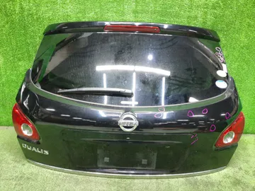 ДВЕРЬ ПЯТАЯ НА NISSAN DUALIS J10