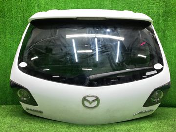 ДВЕРЬ ПЯТАЯ НА MAZDA AXELA BKEP
