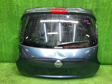 ДВЕРЬ ПЯТАЯ НА NISSAN JUKE F15
