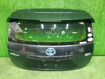 ДВЕРЬ ПЯТАЯ НА TOYOTA AQUA NHP10