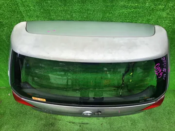 ДВЕРЬ ПЯТАЯ НА NISSAN WINGROAD Y11