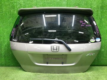 ДВЕРЬ ПЯТАЯ НА HONDA FIT GD1