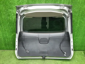 ДВЕРЬ ПЯТАЯ НА NISSAN WINGROAD Y12