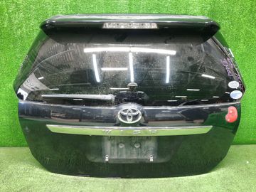 ДВЕРЬ ПЯТАЯ НА TOYOTA WISH ZNE10