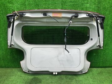 ДВЕРЬ ПЯТАЯ НА TOYOTA PASSO M700A