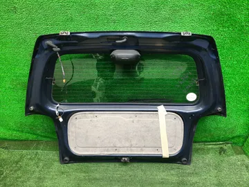 ДВЕРЬ ПЯТАЯ НА MAZDA DEMIO DW3W