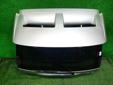 ДВЕРЬ ПЯТАЯ НА TOYOTA NADIA SXN10