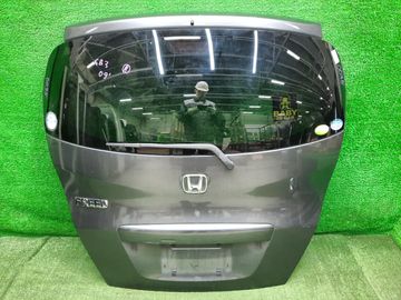 ДВЕРЬ ПЯТАЯ НА HONDA FREED GB3