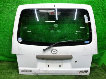 ДВЕРЬ ПЯТАЯ НА MAZDA BONGO SK82V