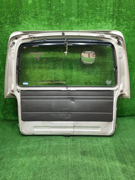ДВЕРЬ ПЯТАЯ НА TOYOTA HIACE KZH100