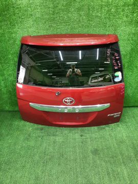 ДВЕРЬ ПЯТАЯ НА TOYOTA ISIS ZGM15