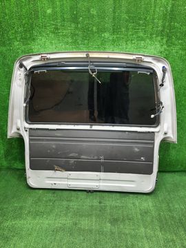 ДВЕРЬ ПЯТАЯ НА TOYOTA HIACE KZH100