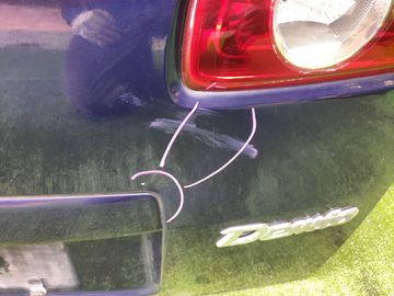 ДВЕРЬ ПЯТАЯ НА MAZDA DEMIO DY3W