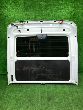 ДВЕРЬ ПЯТАЯ НА HONDA ACTY HH5