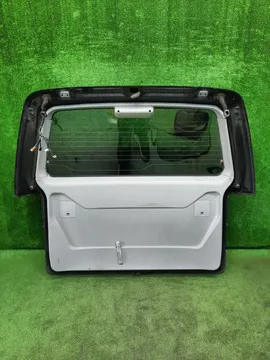ДВЕРЬ ПЯТАЯ НА MITSUBISHI DELICA PD8W