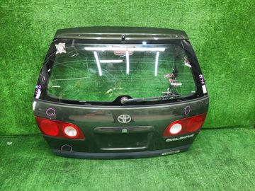 ДВЕРЬ ПЯТАЯ НА TOYOTA CALDINA AT211
