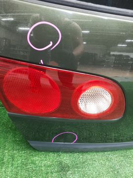 ДВЕРЬ ПЯТАЯ НА TOYOTA CALDINA AT211