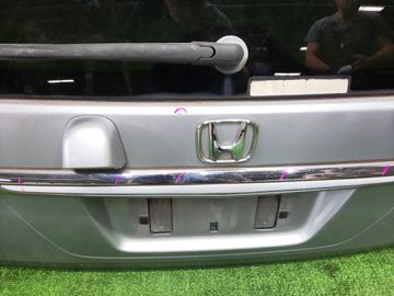 ДВЕРЬ ПЯТАЯ НА HONDA ODYSSEY RA6