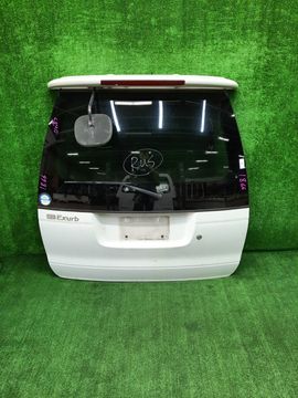 ДВЕРЬ ПЯТАЯ НА TOYOTA NOAH SR40