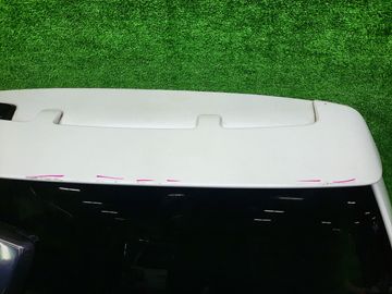 ДВЕРЬ ПЯТАЯ НА MITSUBISHI CHARIOT GRANDIS N94W