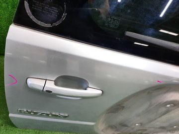 ДВЕРЬ ПЯТАЯ НА SUZUKI ESCUDO TDA4W
