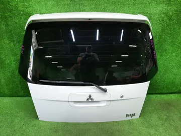 ДВЕРЬ ПЯТАЯ НА MITSUBISHI MIRAGE DINGO CQ2A