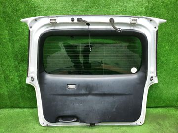 ДВЕРЬ ПЯТАЯ НА MAZDA MPV LW3W